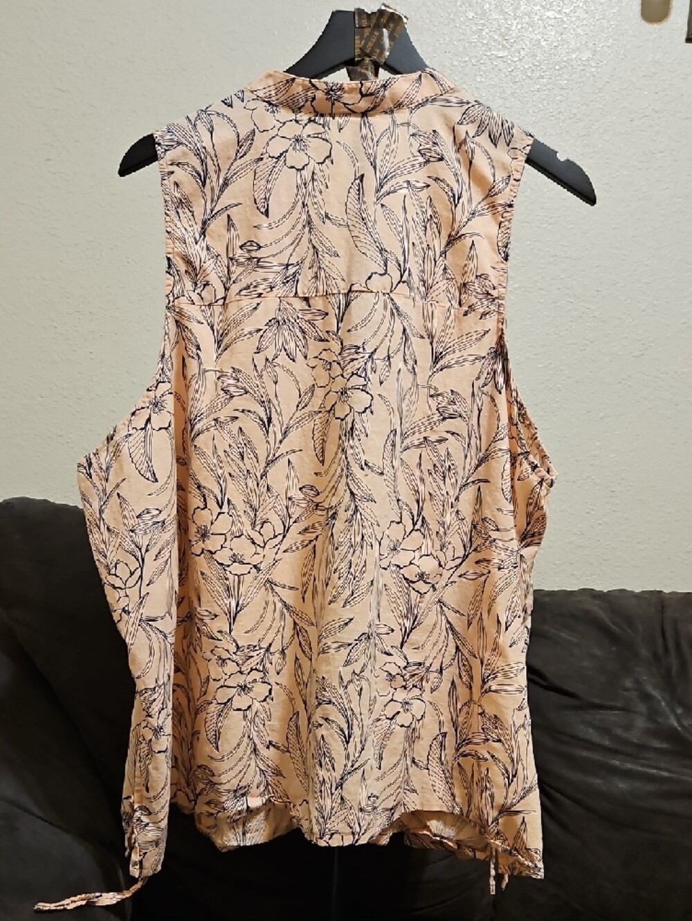 Lane Bryant Peach Floral Sleeveless V-Neck Camisole - Picture 4 of 7